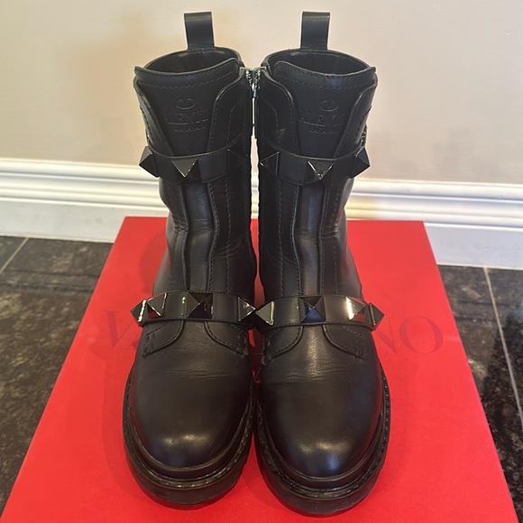 AUTHENTIC Valentino Combat Boots - Picture 1 of 11